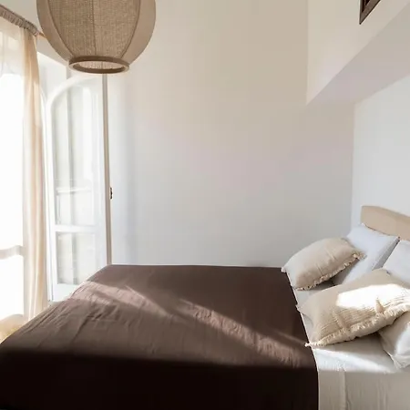 Apartment Casa Ilios Vista Mare E Montagna - Borgo