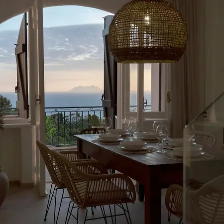 Casa Ilios Vista Mare E Montagna - Borgo 公寓 *