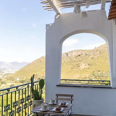 Casa Ilios Vista Mare E Montagna - Borgo *